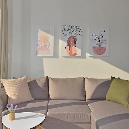 7 Grapes Elevtheraí