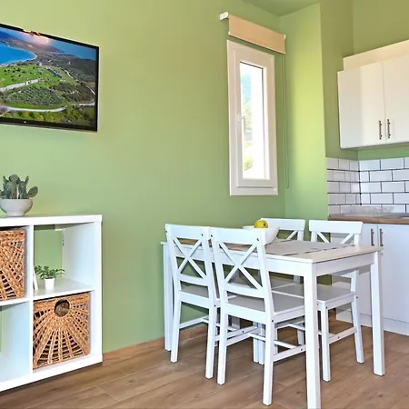 7 Grapes Elevtheraí