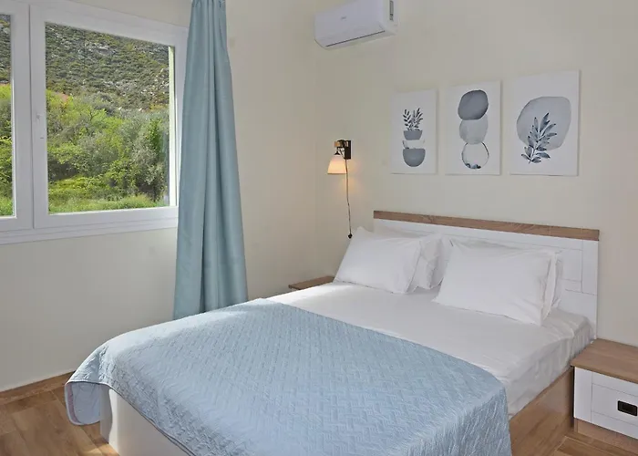 7 Grapes Apartahotel 3*