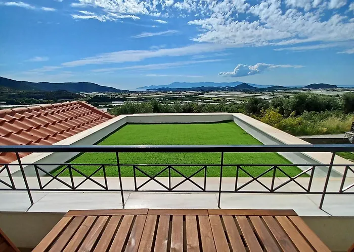 7 Grapes Apartahotel