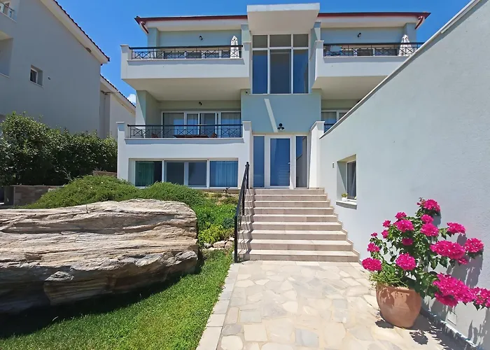 7 Grapes 3* Elevtheraí